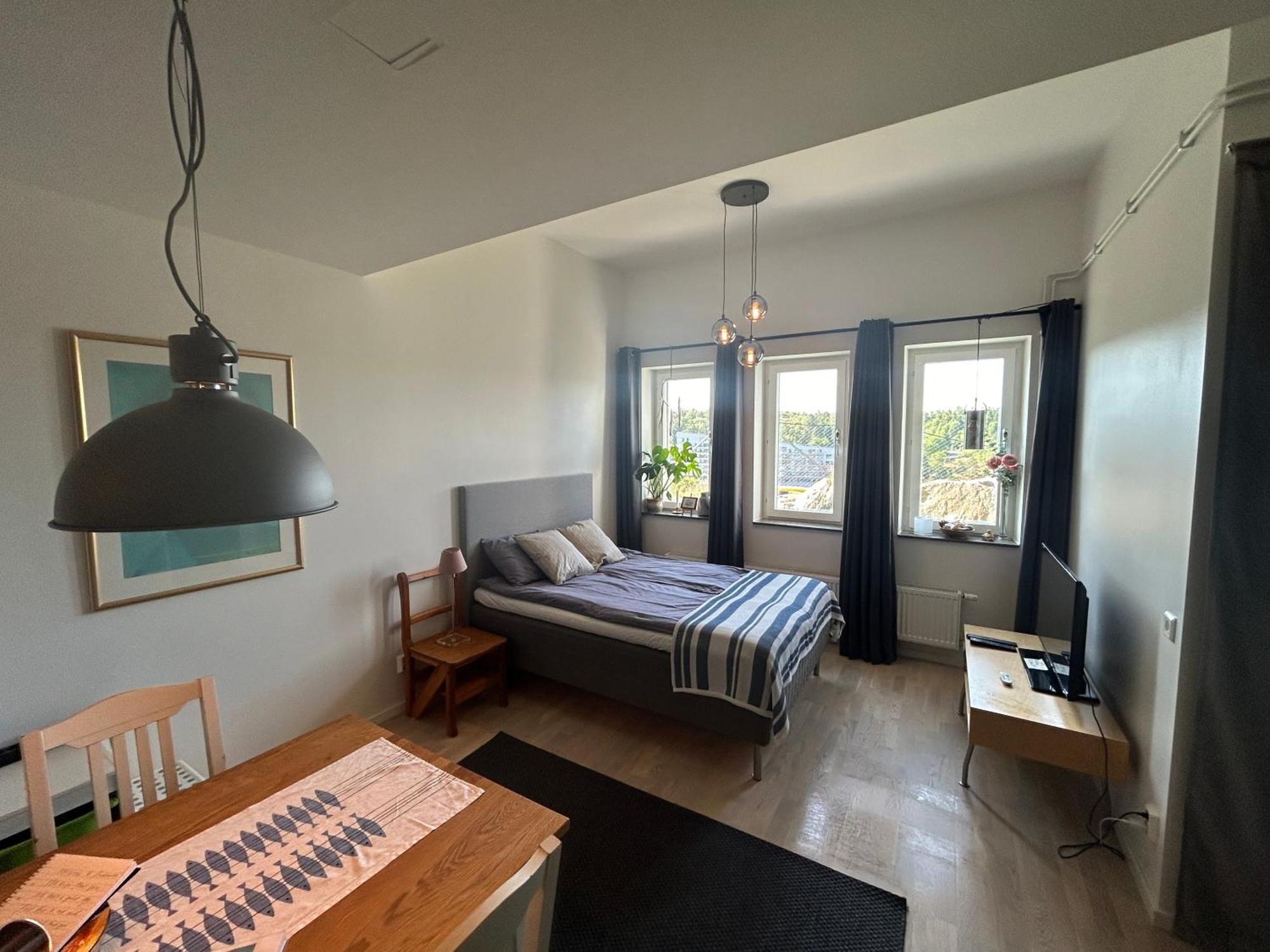 Newly Built Bright Apartment, Close To Everything If You Want To Visit Stockholm, You Will Find The Perfect Accommodation Here! Ferry Line 80 Makes It Very Convenient And Easy To Get To The City Center Nacka Exterior photo